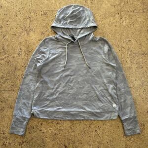 Vuori Halo Essential Camo Performance Pullover Hoodie Medium